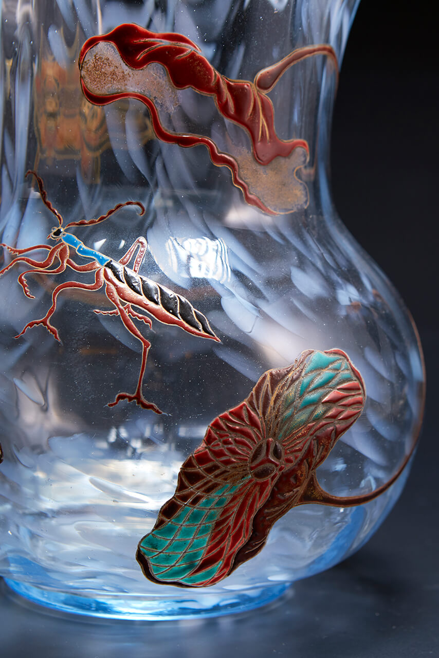 エミール・ガレ　月光色ガラス蟷螂文花器