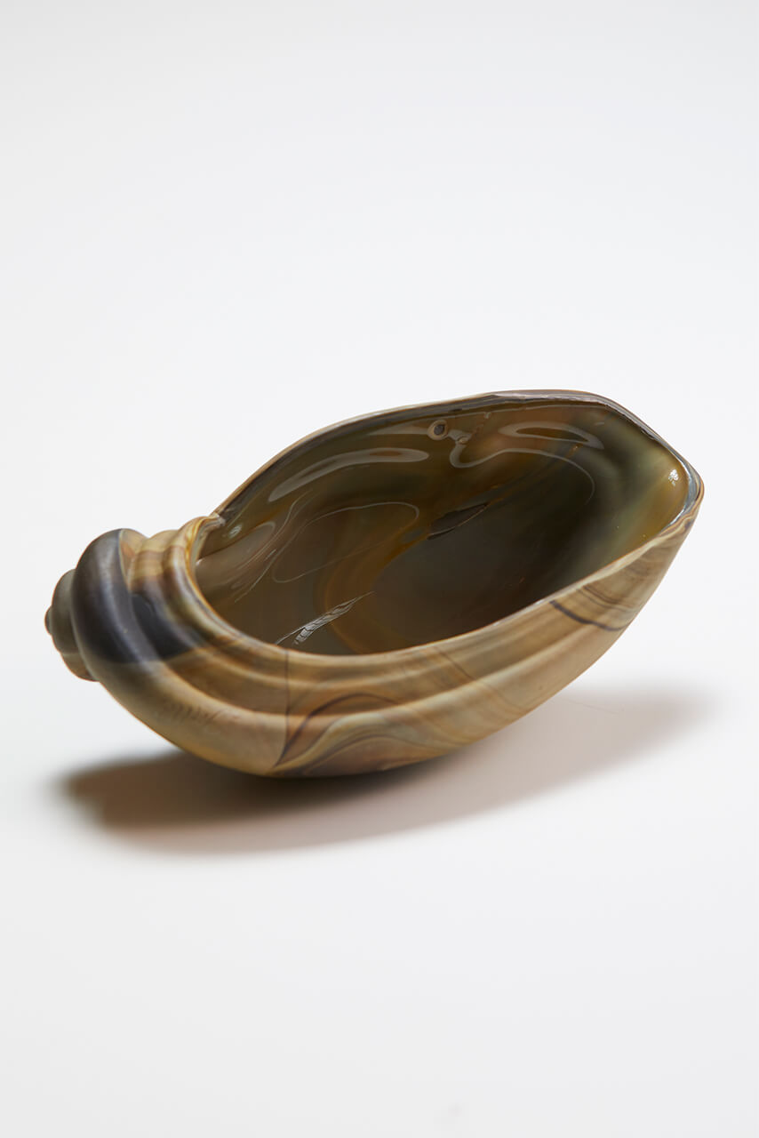 エミール・ガレ　貝形小物入れ（ヴィド＝ポッシュ）