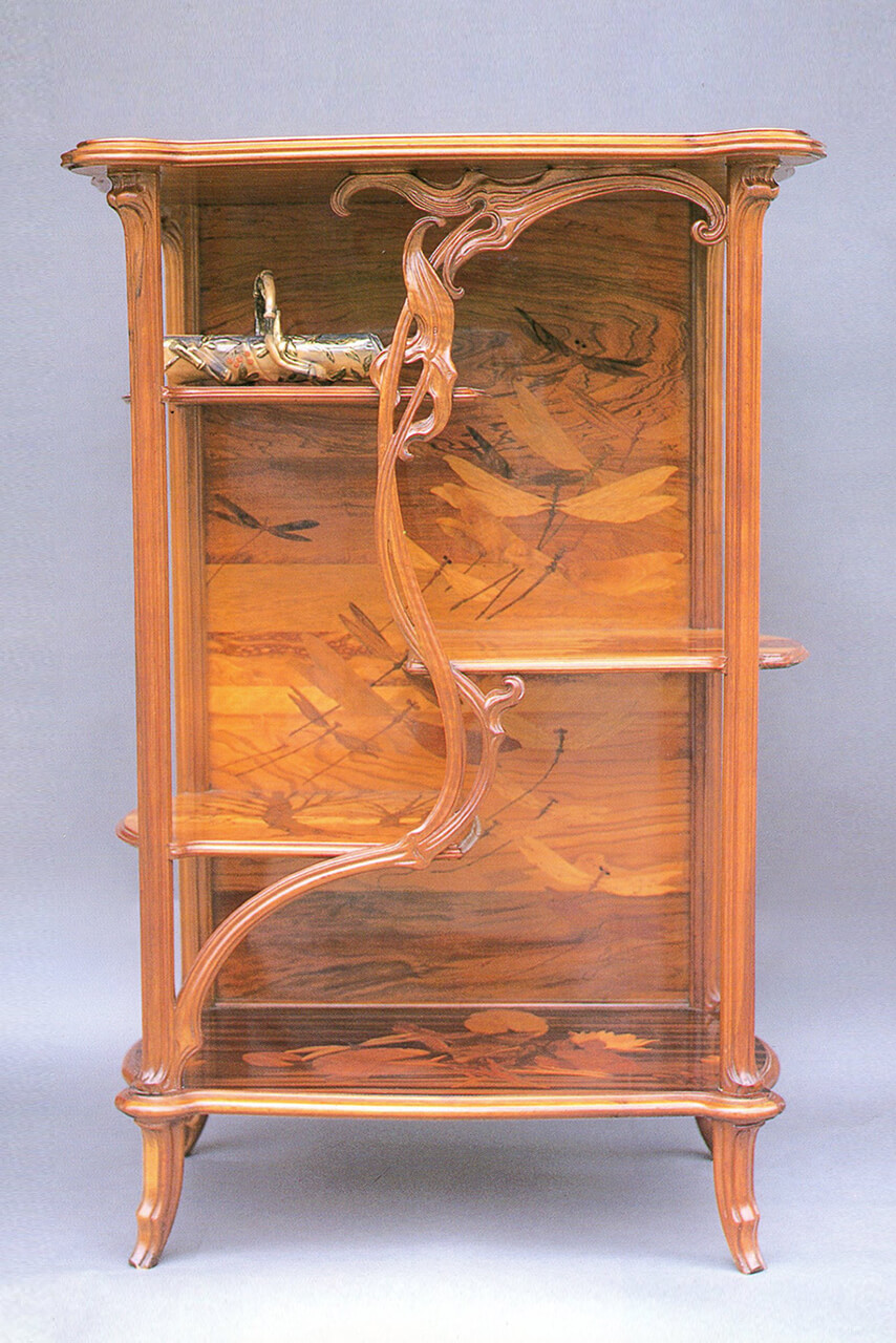 エミール・ガレ　飾り棚